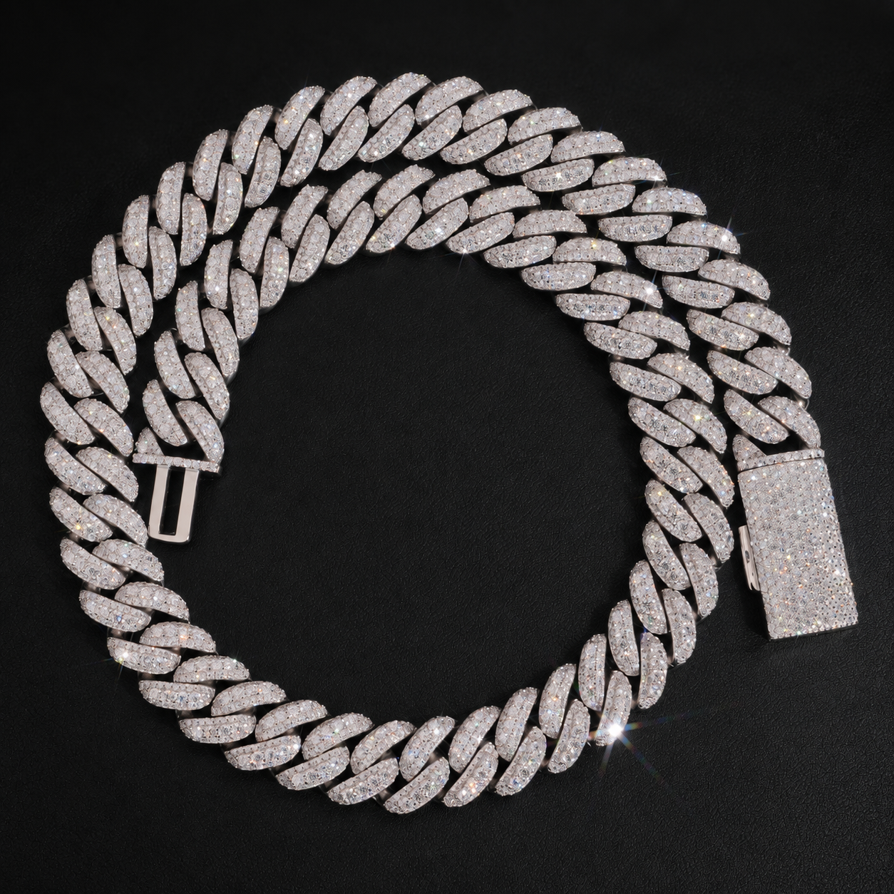 ORVEZI Cuban Chain