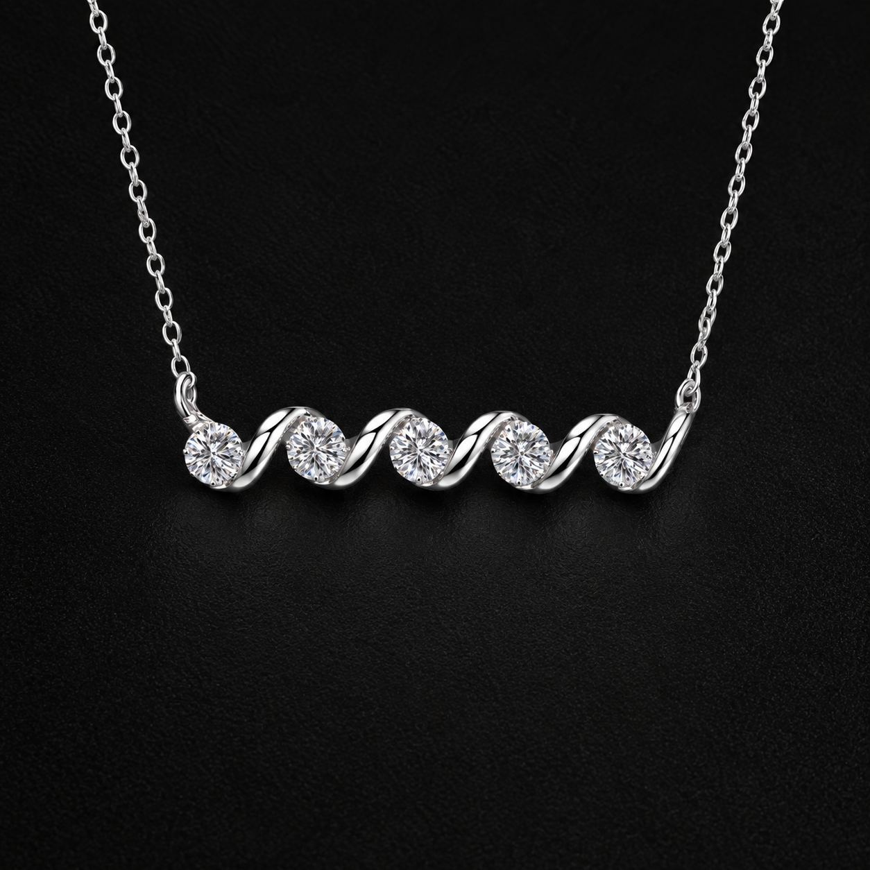ORVEZI Twist Necklace